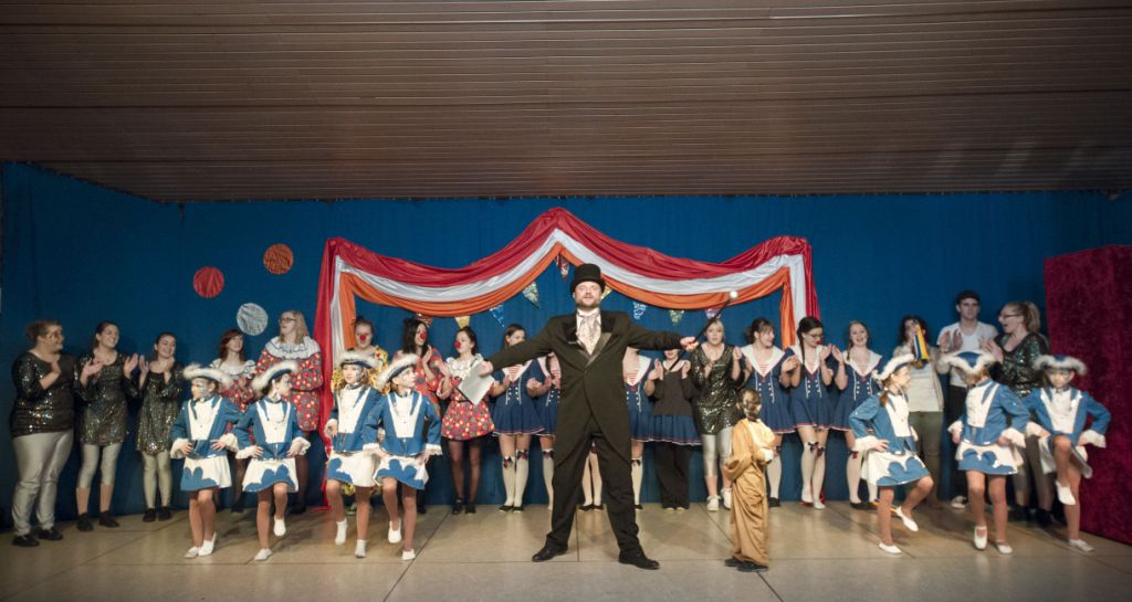 DCV_Manege_frei_(C)_Nico_Gilles